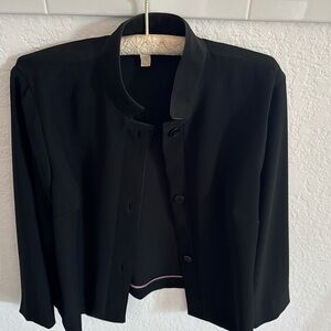 ELEGANT light weight black jacket/blazer.